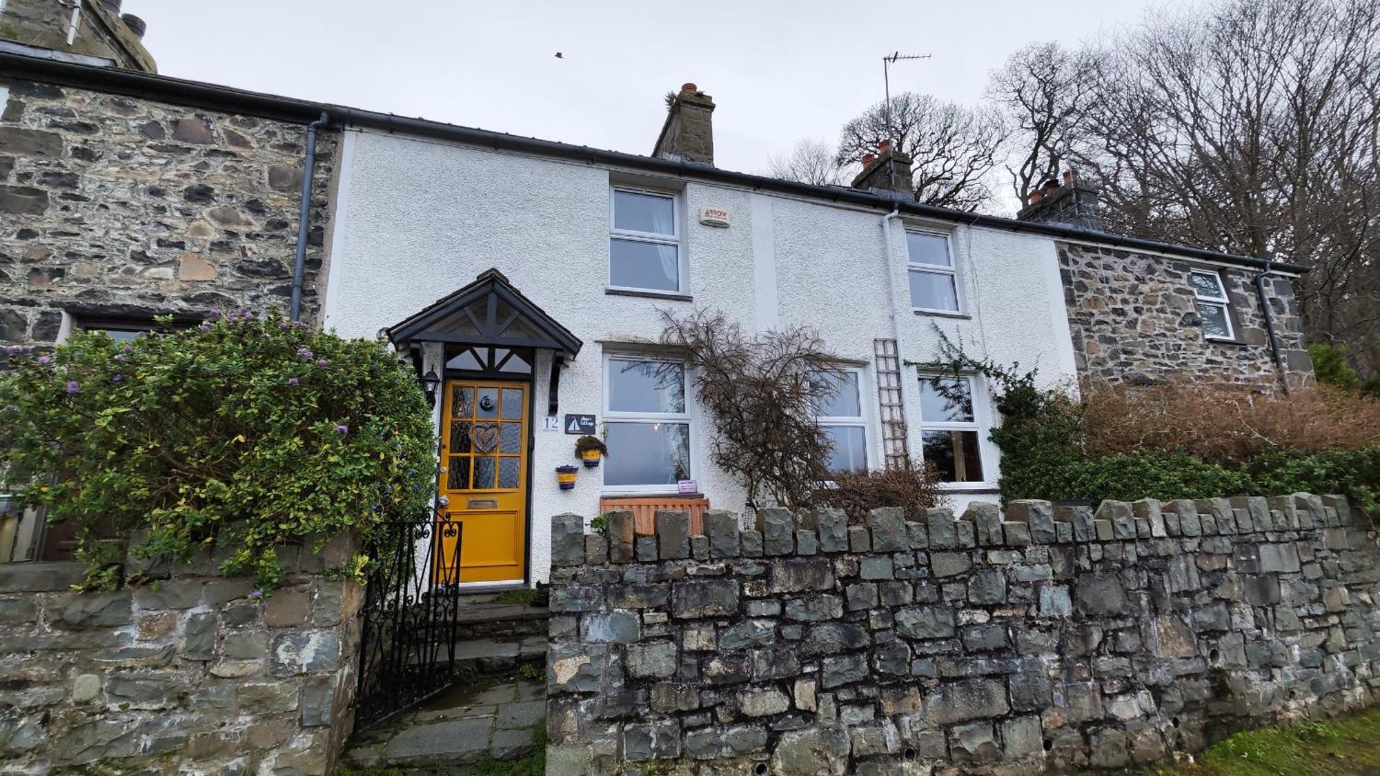 Fantastic Sea Views At Century'S Old Alma'S Cottage - Sleeps Up To 8 Guests Penmaen-mawr Eksteriør billede
